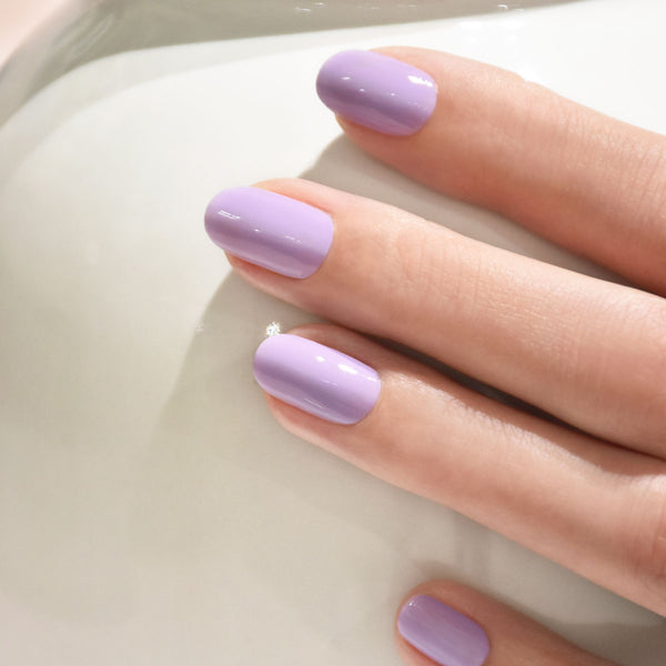 Manucurist Green schnoucí lak na nehty - Lisa Lilas (15 ml)