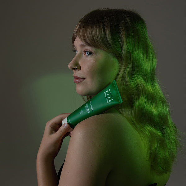 Uoga Uoga Balzám pro zvětšení objemu vlasů More Passion (140 ml)