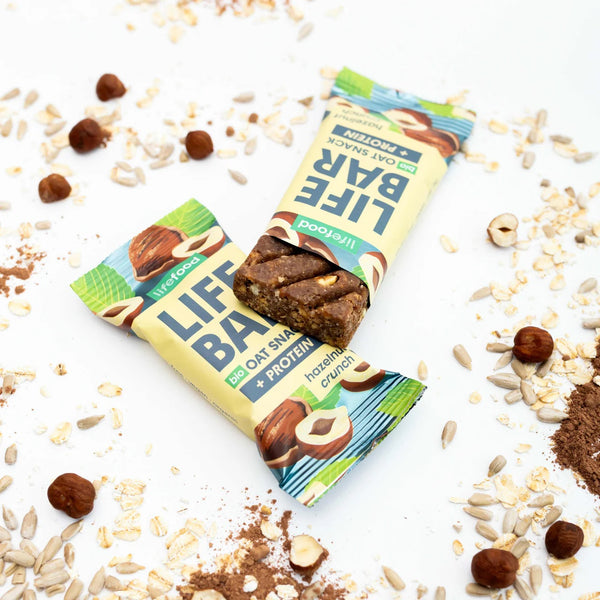 Lifefood Zvýhodněná sada 13 + 2 tyčinky zdarma - Lifebar Oat Snack Protein Hazelnut Crunch BIO (15 x 40 g)
