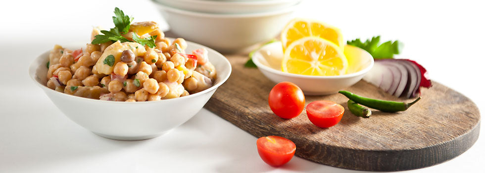 Orientální cizrnovo-bramborový salát