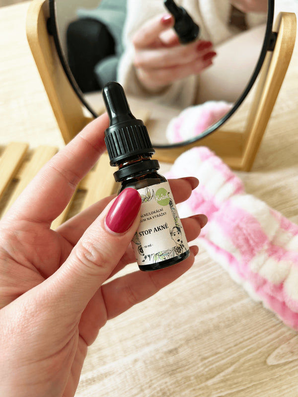 Kvitok SOS lokálne sérum STOP akné (10 ml)