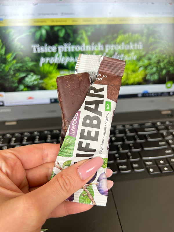 Lifefood Tyčinka Lifebar InChoco švestková RAW BIO (40 g)