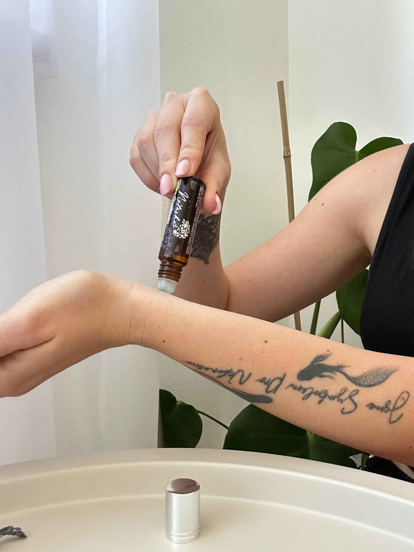 Natasha Roll-on Směs esenciálních olejů - Inspirace a soustředění (10 ml)