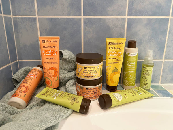 laSaponaria Bezoplachový kondicionér proti krepatění vlasů s kokosem a moringou (150 ml)