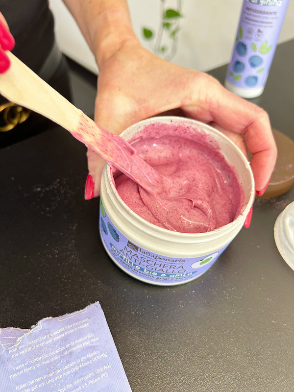 laSaponaria Maska No yellow na šedivé vlasy s Amlou a borůvkou (200 ml)