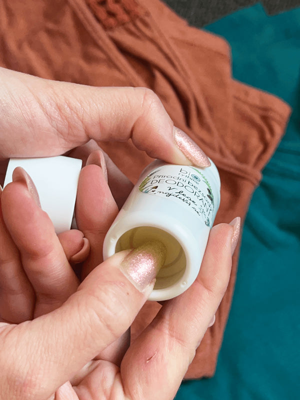 Biorythme Tuhý dezodorant bez sódy V lese