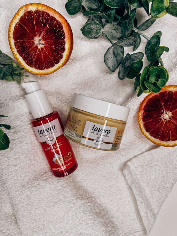 Lavera Glow by Nature Pleťové sérum s koenzýmom Q10 a vit. C <tc>BIO</tc> (30 ml)