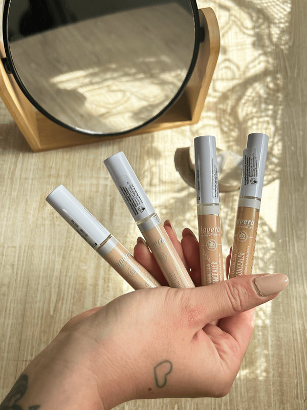 Lavera Rozjasňující tekutý korektor (5,5 ml)