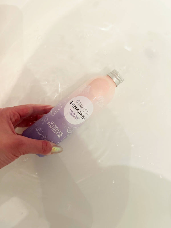 Ben & Anna Sprchový gel - Magnolia Breeze (250 ml)