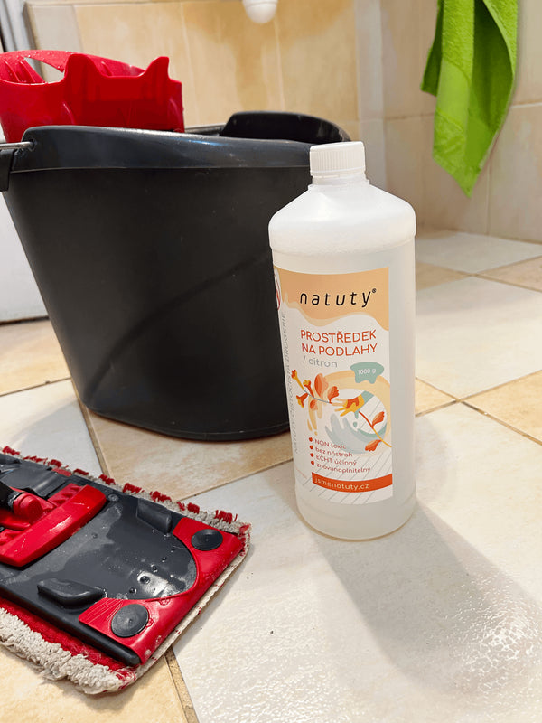 Natuty Čistič na podlahy s vôňou citróna (1 l)