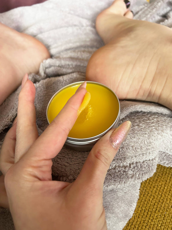 Drevená lyžička Balzam na nohy "popraskaná pokožka" <tc>BIO</tc>