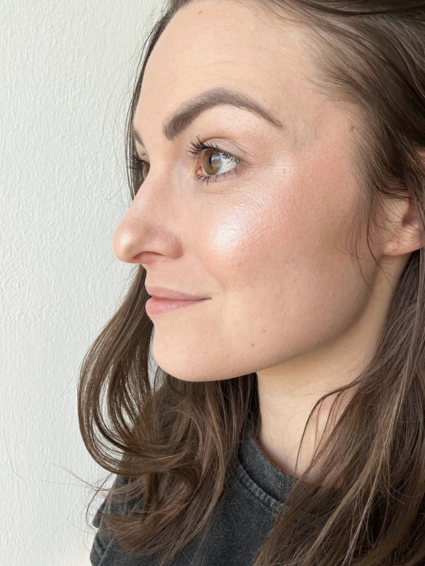 Uoga Uoga Minerální rozjasňující pudr s jantarem (5 g) - Game of Lights