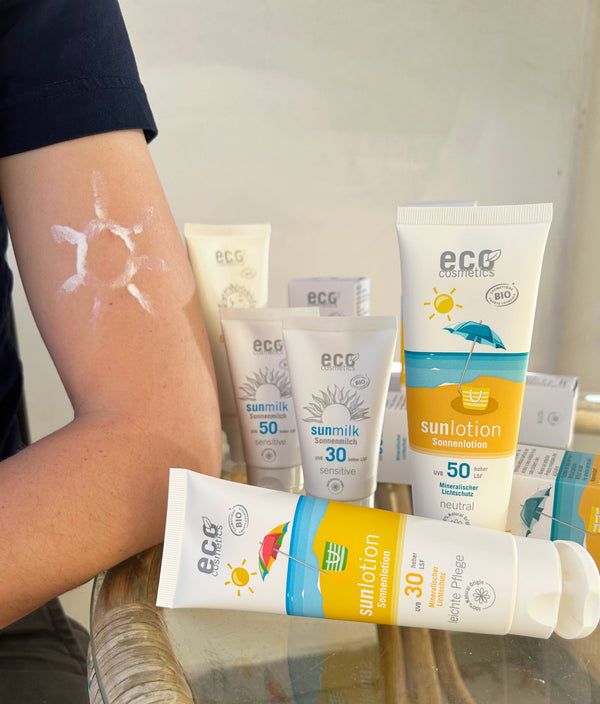 Eco Cosmetics Opalovací mléko SPF 20 Sensitive BIO (75 ml)