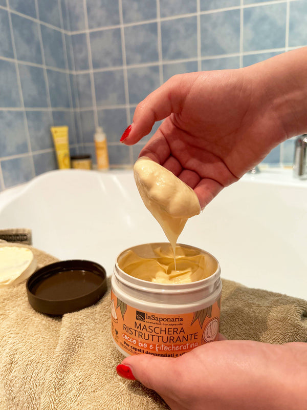 laSaponaria Restrukturalizační maska na vlasy s kokosem a fytokeratinem (200 ml)