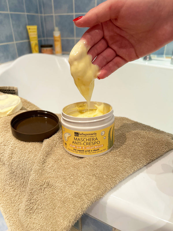 laSaponaria Maska proti krepatění vlasů s aloe vera a kyselinou hyaluronovou (200 ml)