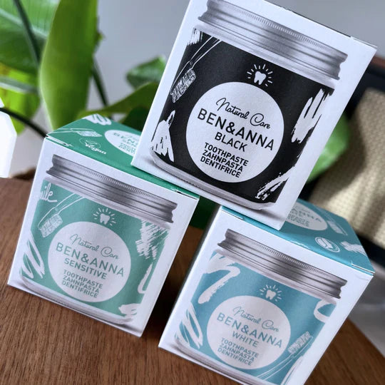 Zubná pasta Ben & Anna na bielenie zubov s aktívnym uhlím (100 ml)