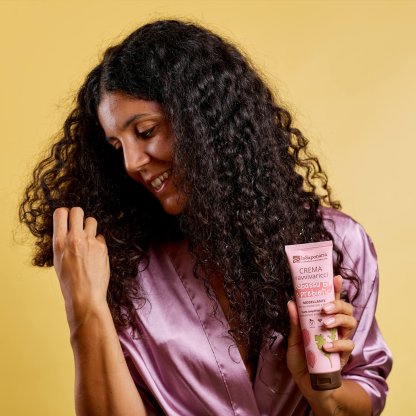 laSaponaria Bezoplachové sérum na kučeravé vlasy (150 ml)