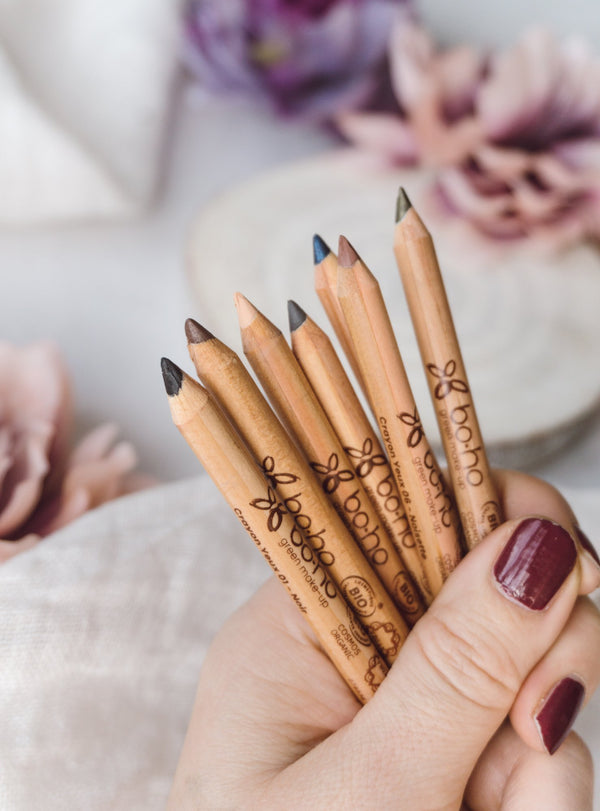 Boho Green Make-up ceruzka na oči <tc>BIO</tc> (0,8 g)