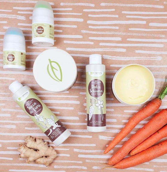 laSaponaria Jemný čisticí sprchový gel s mrkví a vanilkou BIO (200 ml)