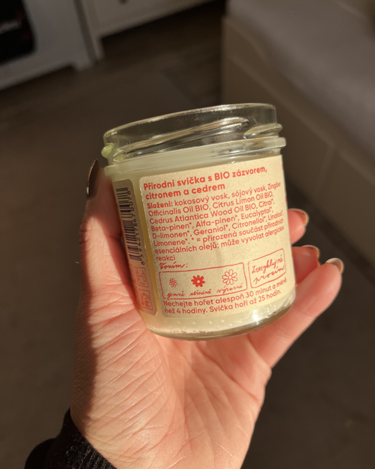 Rozvoněno Vonná svíčka - Hřejivé chvíle (130 ml)