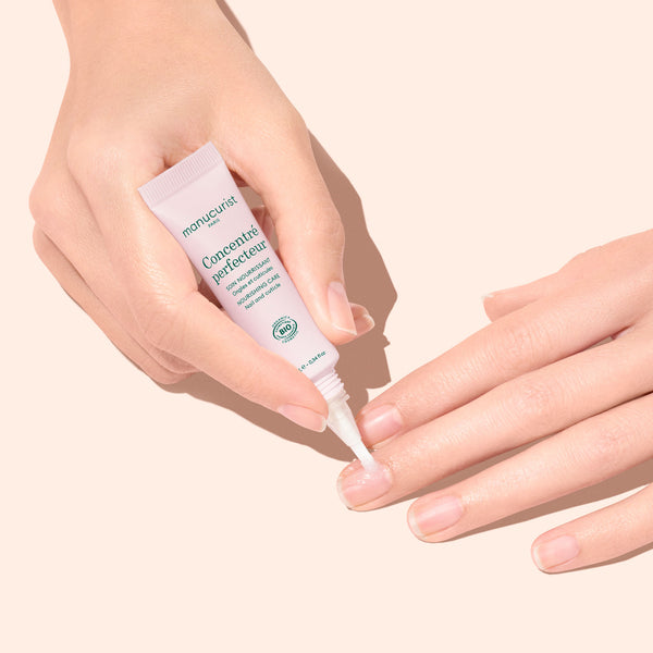 Manucurist Posilující péče na nehty a kůžičku BIO - pero (10 ml)