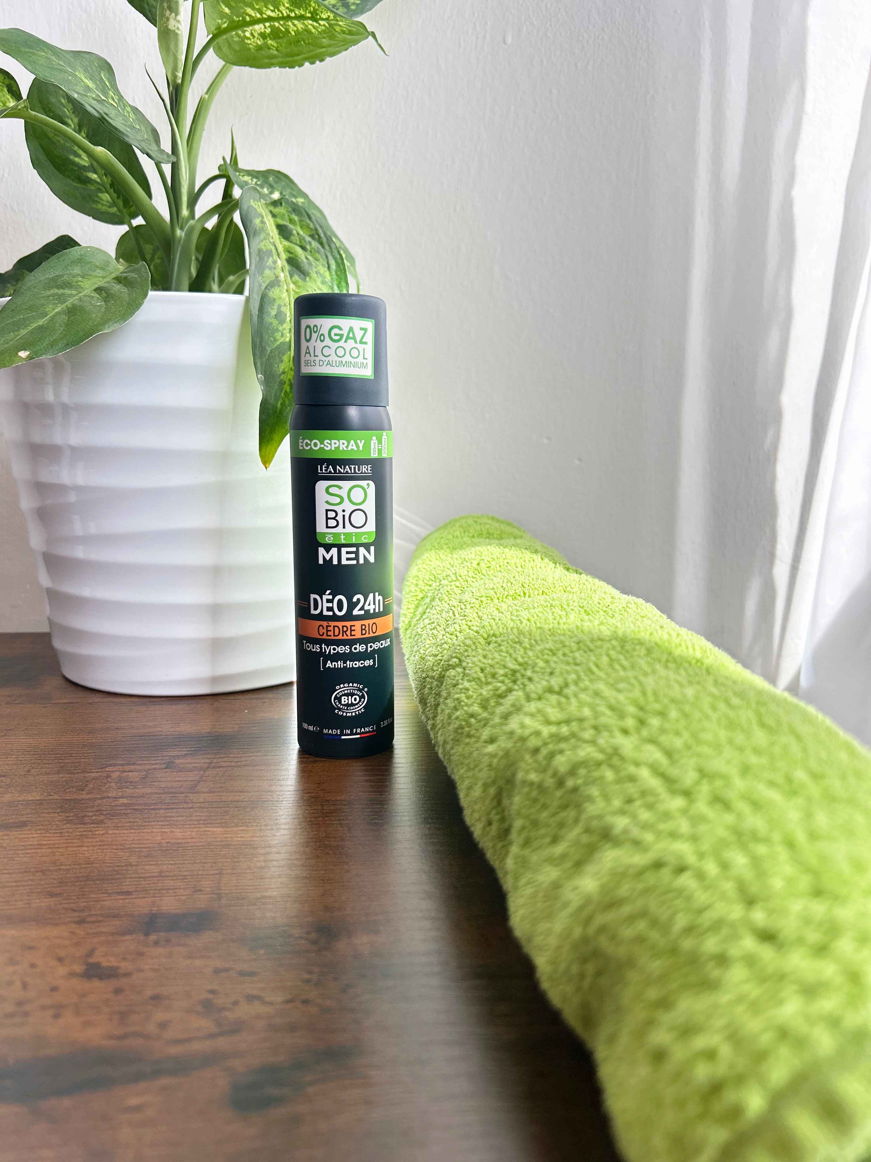 SO’BiO étic Deodorant přírodní ECO SPRAY 24h MEN - cedr BIO (100 ml)