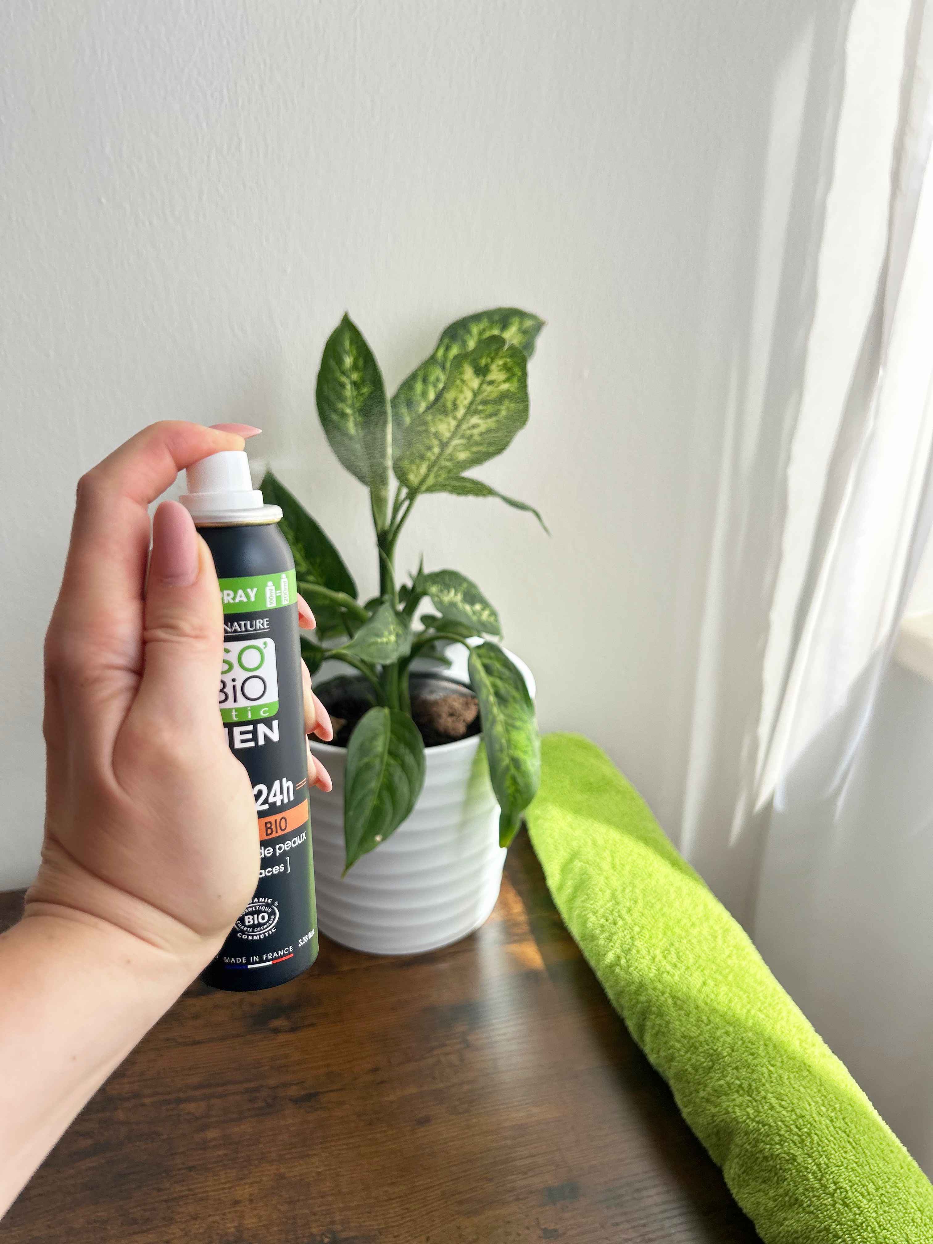 SO’BiO étic Deodorant přírodní ECO SPRAY 24h MEN - cedr BIO (100 ml)