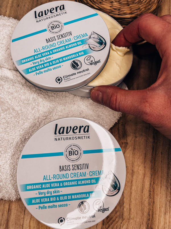 Lavera Basis Sensitive univerzálny krém <tc>BIO</tc> (150 ml) - II. kvalita