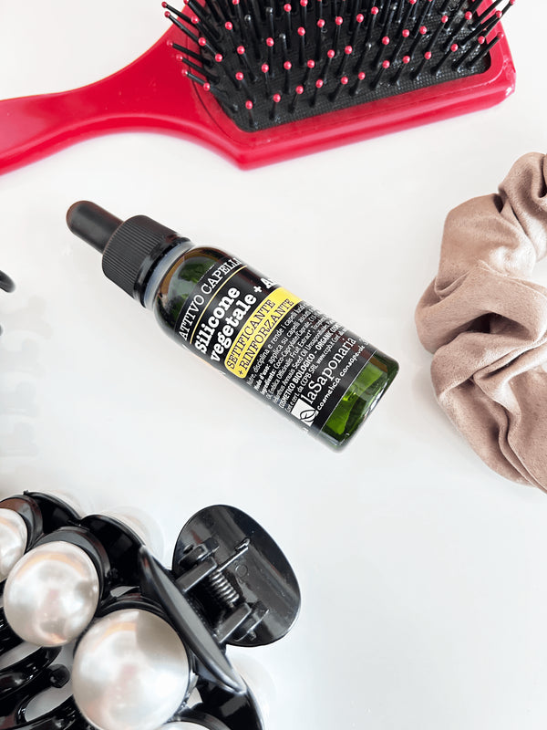 laSaponaria Rastlinný silikón + Amla - suchý olej na vlasy (30 ml)