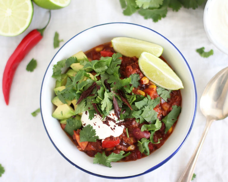 Ohnivé chili sin carne s hořkou čokoládou