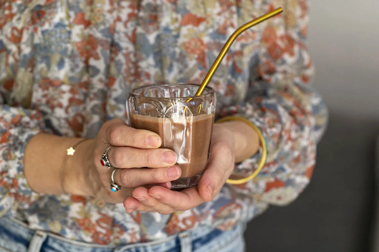 Proteinové smoothie s datlemi a ovsem