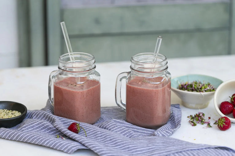 Smoothie s jahodami a klíčky