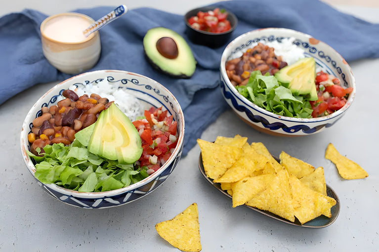 Taco bowl s fazolemi a avokádem